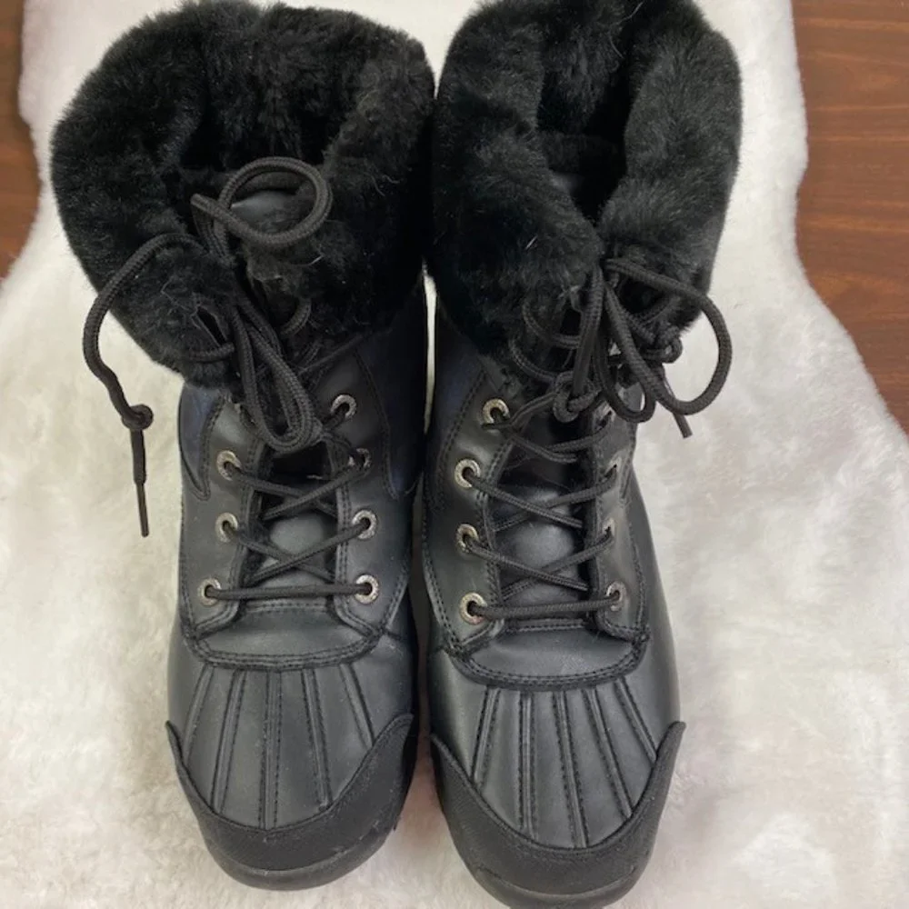 Lugz Womens Tambora Water Resistant Flat‎ Heel Winter Boots, size 8.5